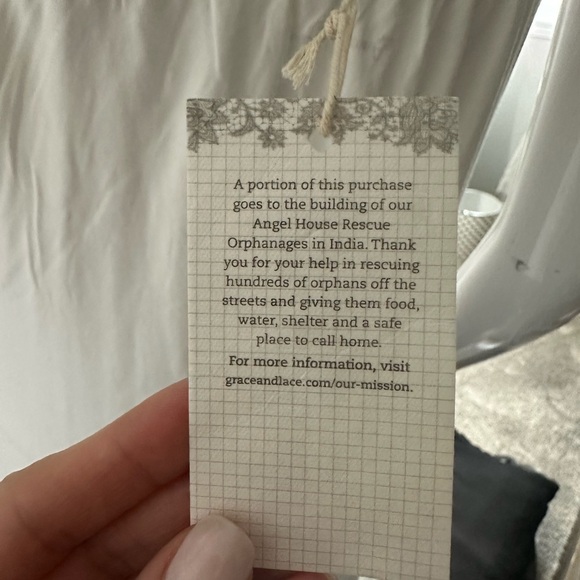 Grace & Lace White Dress small - Picture 3 of 4